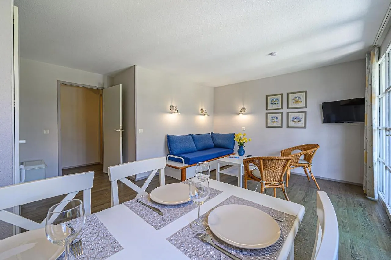 Le Galet Apartment Benodet 0*,